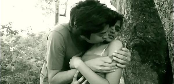  Sweet kissing Indian college girl outdoor romance